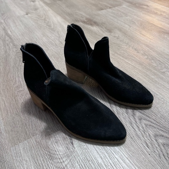 Blondo Ellis Black Suede Ankle Booties Waterproof Impermeable - Picture 3 of 7